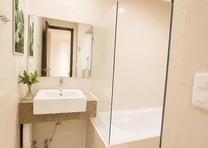 Newtown 8 Boulevard, Full Sea View, 1 Bedroom & Kitchen, Full Options, Mactan Newtown Apartment *